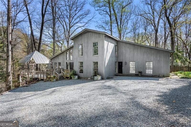 3391 Ridgewood Road NW Atlanta GA 30327