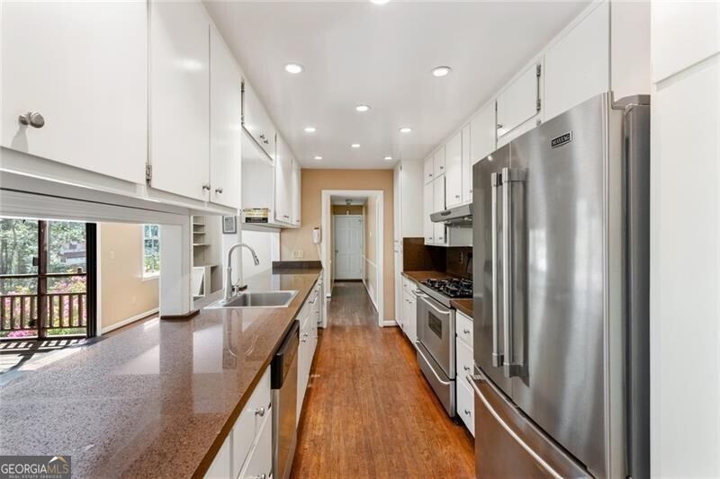 3391 Ridgewood Road NW Atlanta GA 30327