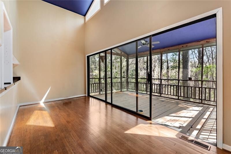 3391 Ridgewood Road NW Atlanta GA 30327