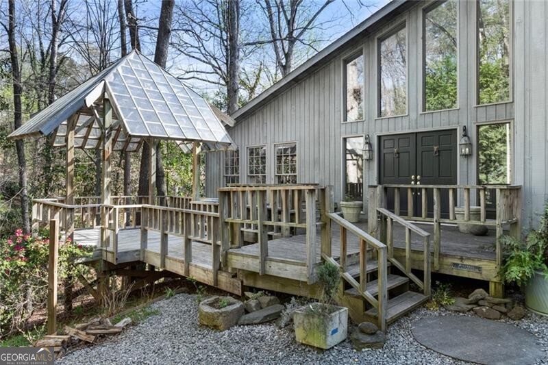 3391 Ridgewood Road NW Atlanta GA 30327
