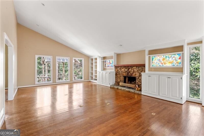 3391 Ridgewood Road NW Atlanta GA 30327