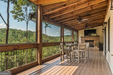60 Weeks Lane Ellijay GA 30540
