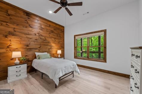 60 Weeks Lane Ellijay GA 30540