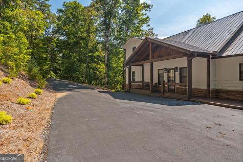 60 Weeks Lane Ellijay GA 30540