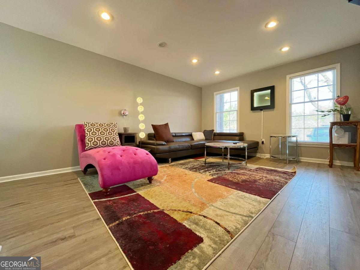 6520 Roswell Road Atlanta GA 30328