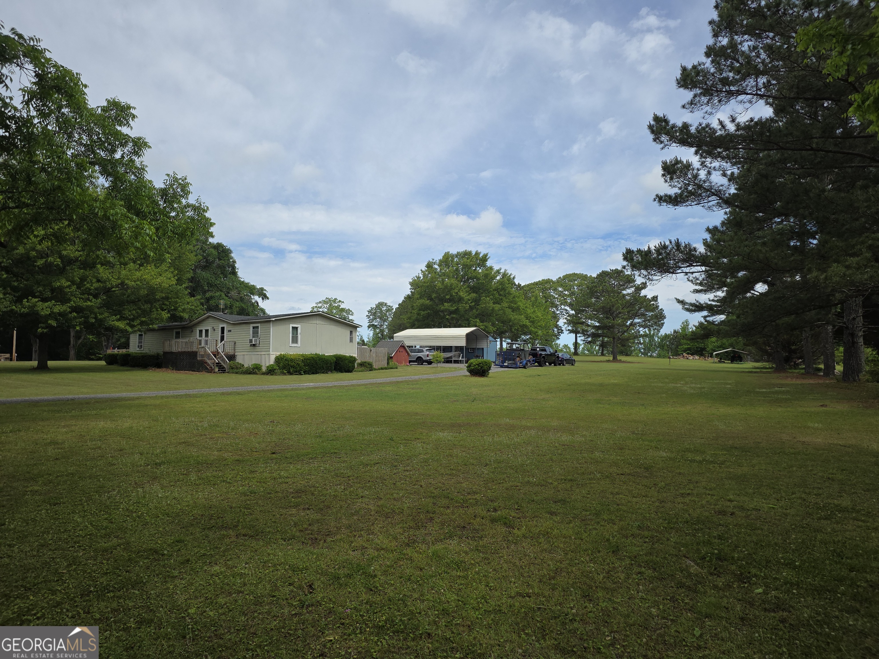 395 E Milner Road Zebulon GA 30295