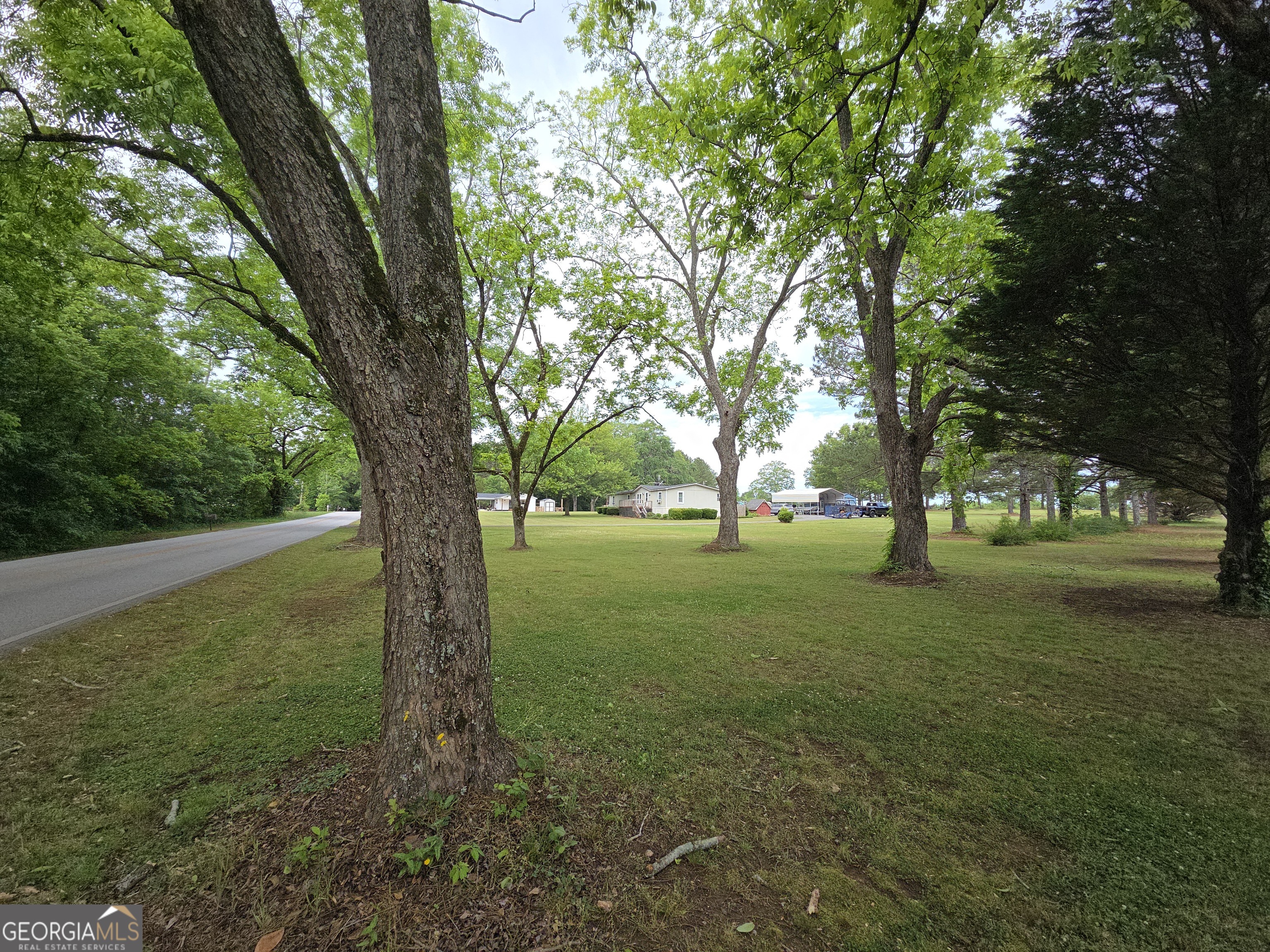 395 E Milner Road Zebulon GA 30295