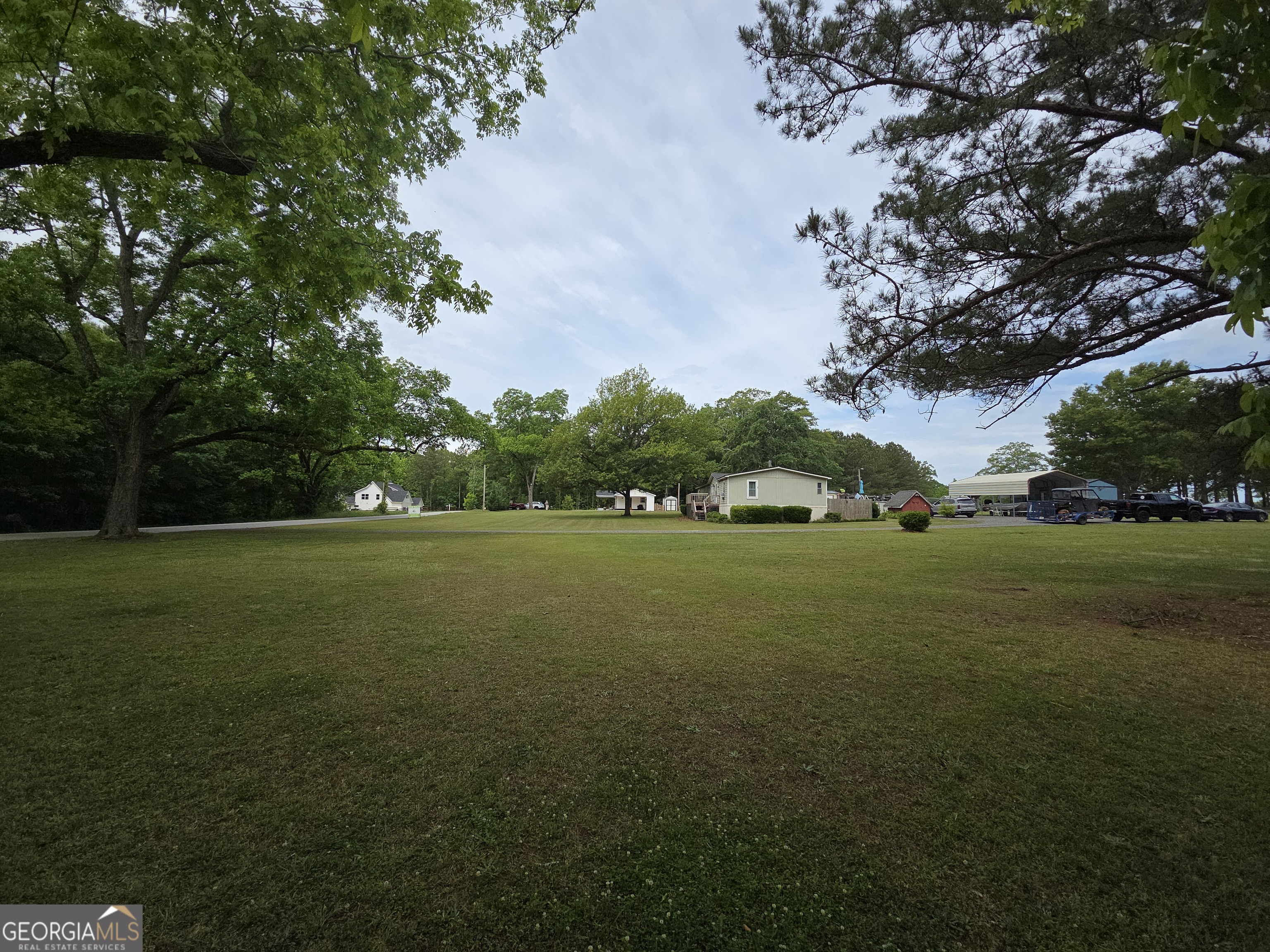 395 E Milner Road Zebulon GA 30295