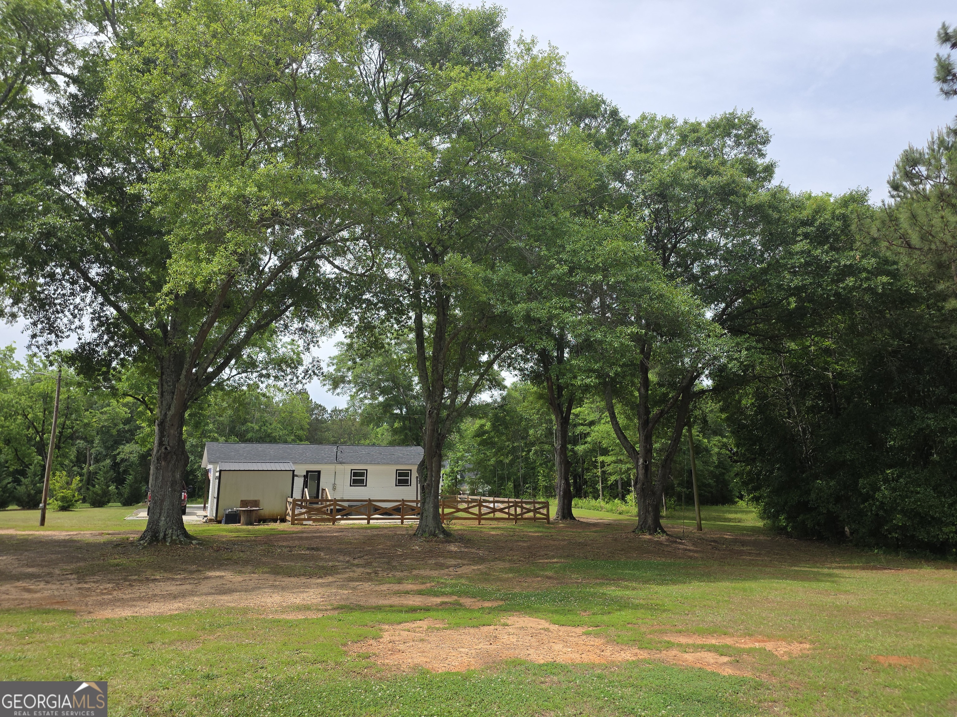395 E Milner Road Zebulon GA 30295