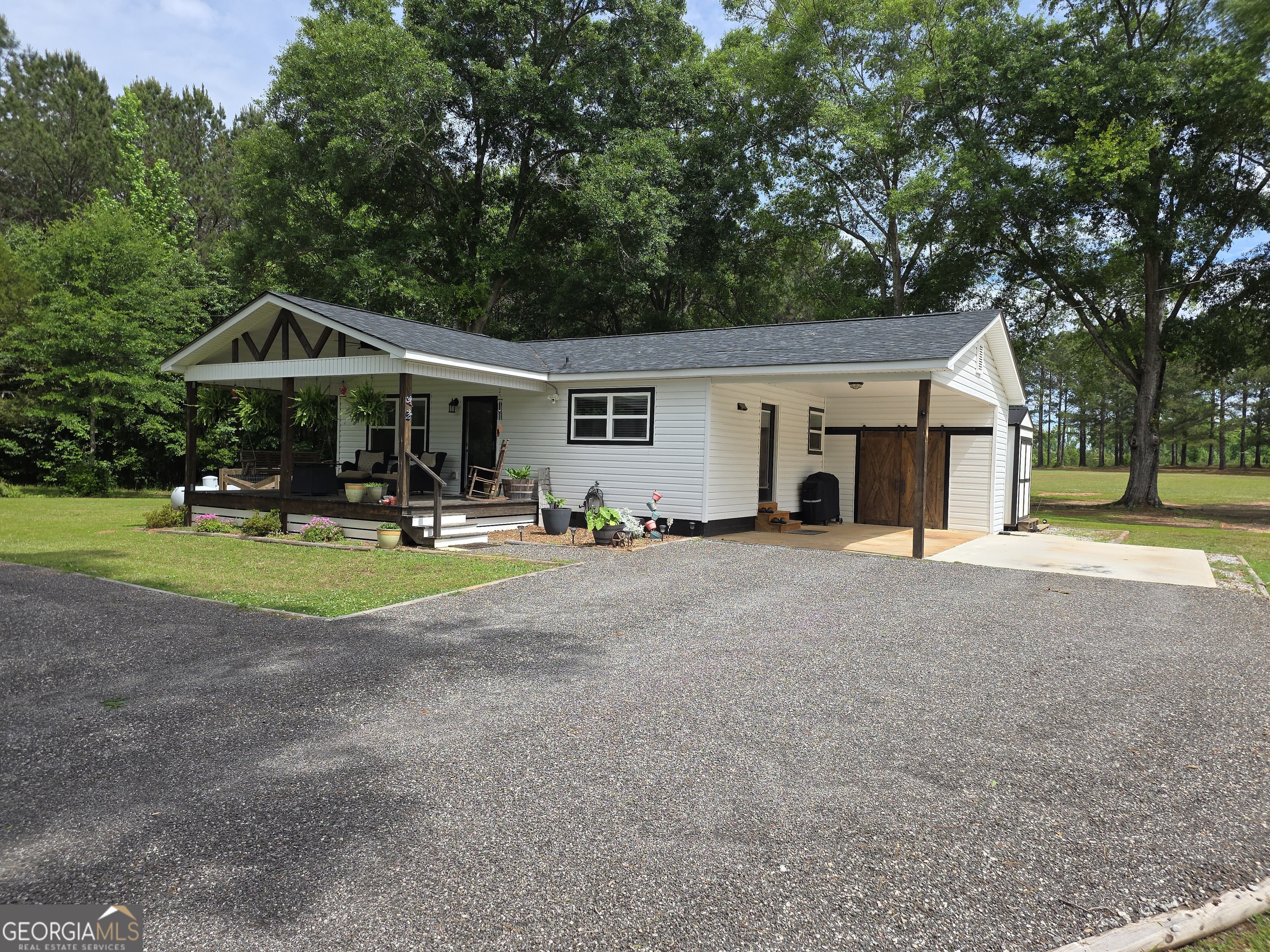 395 E Milner Road Zebulon GA 30295