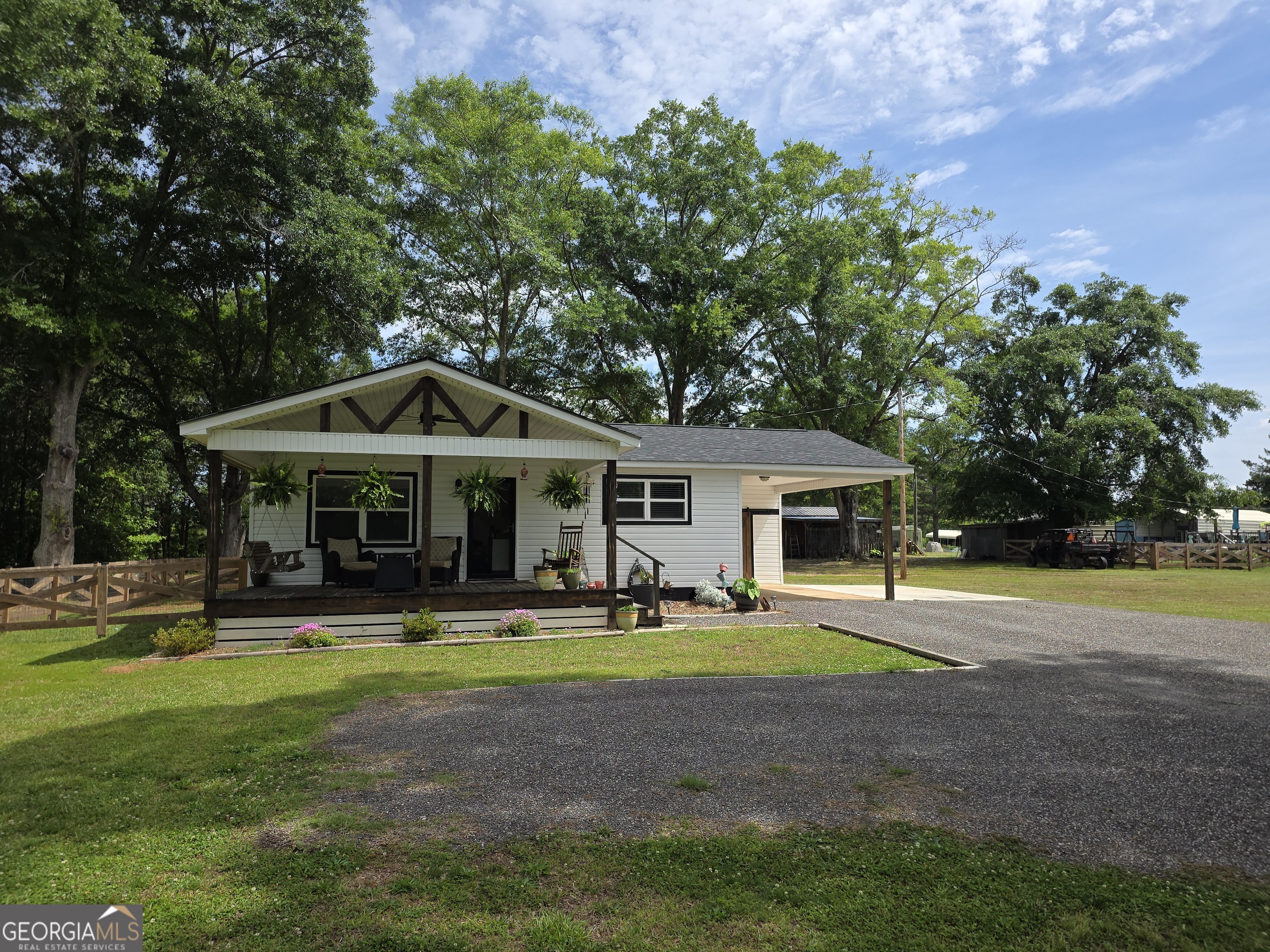 395 E Milner Road Zebulon GA 30295