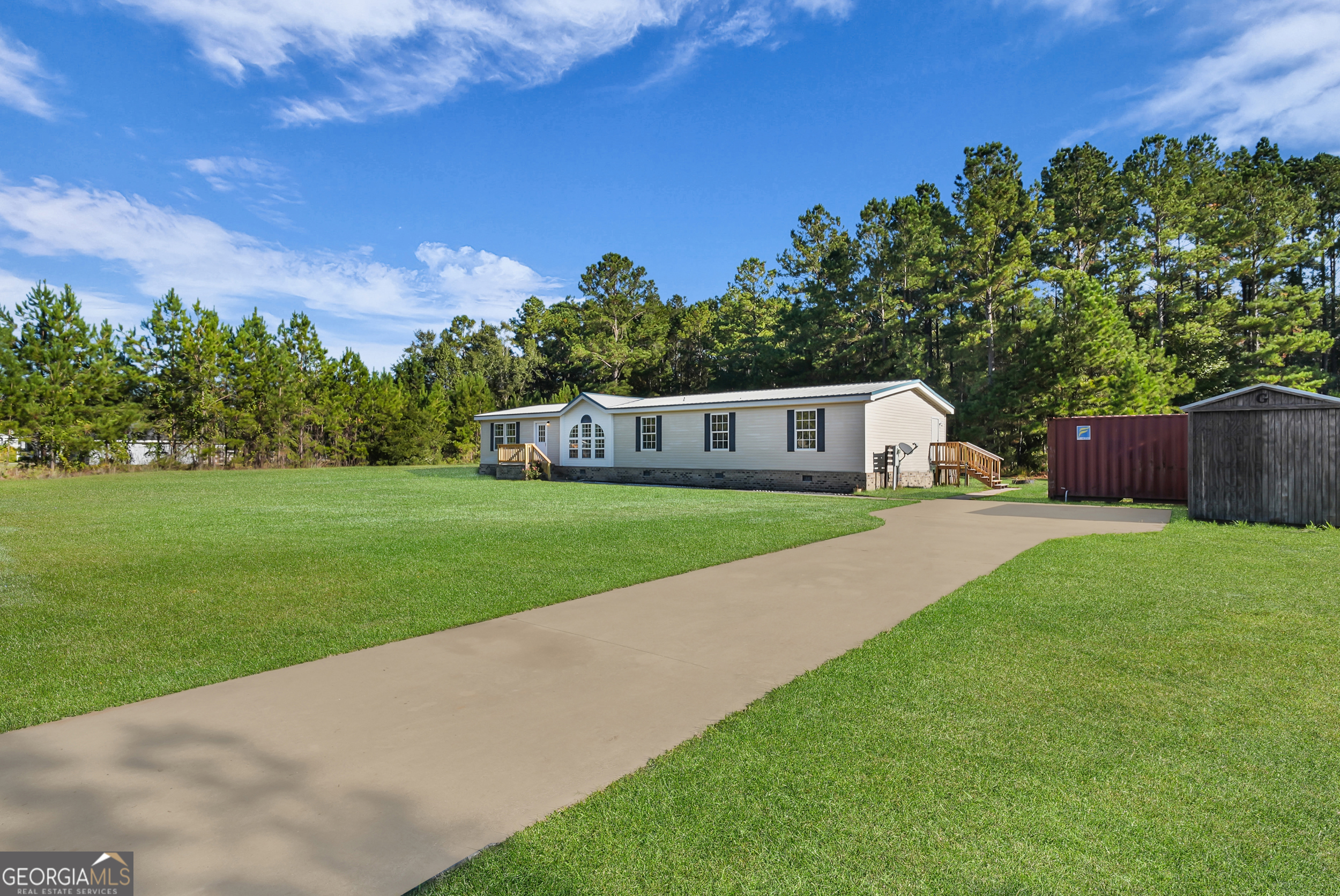 212 Cutters Gap SE Ludowici GA 31316