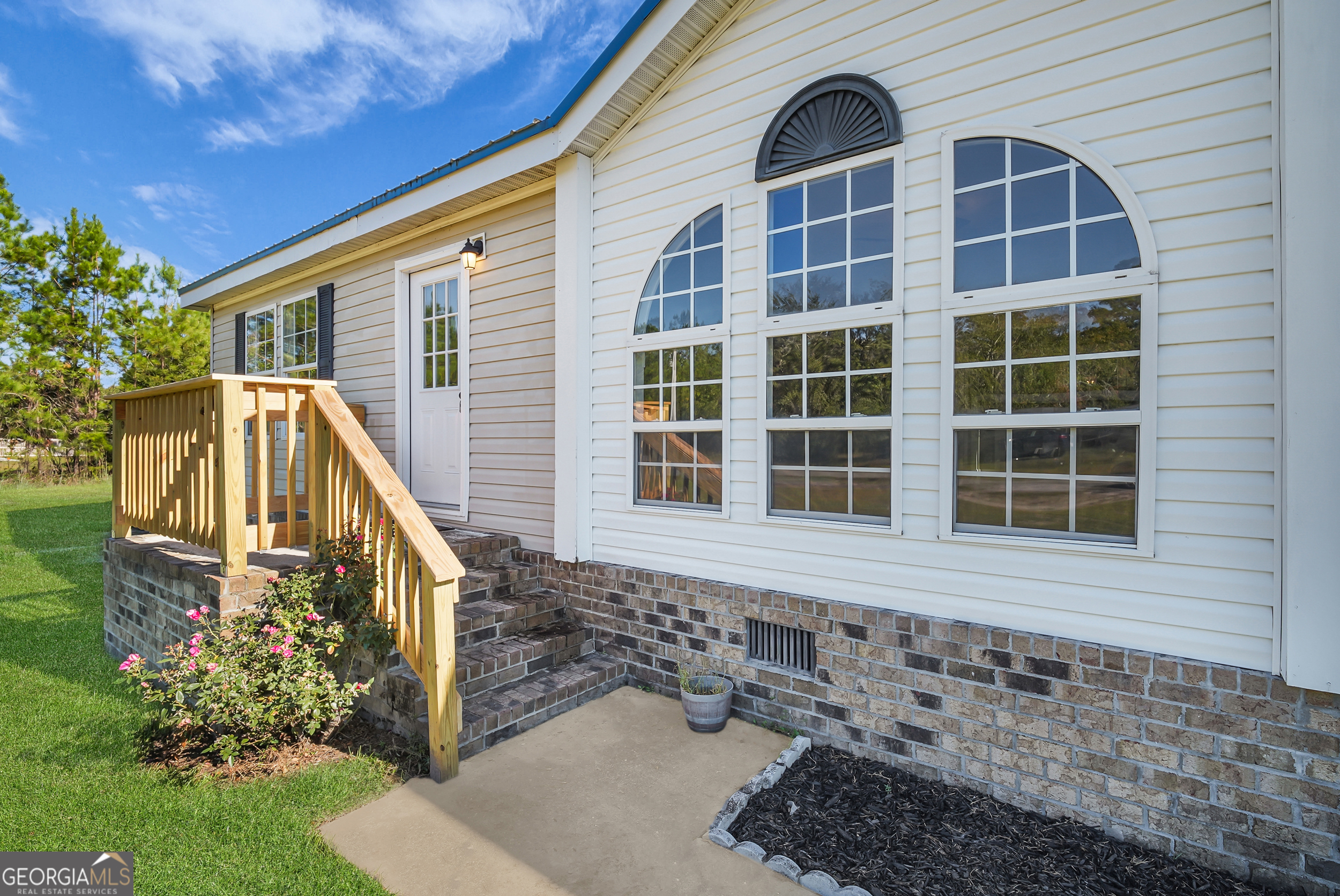 212 Cutters Gap SE Ludowici GA 31316