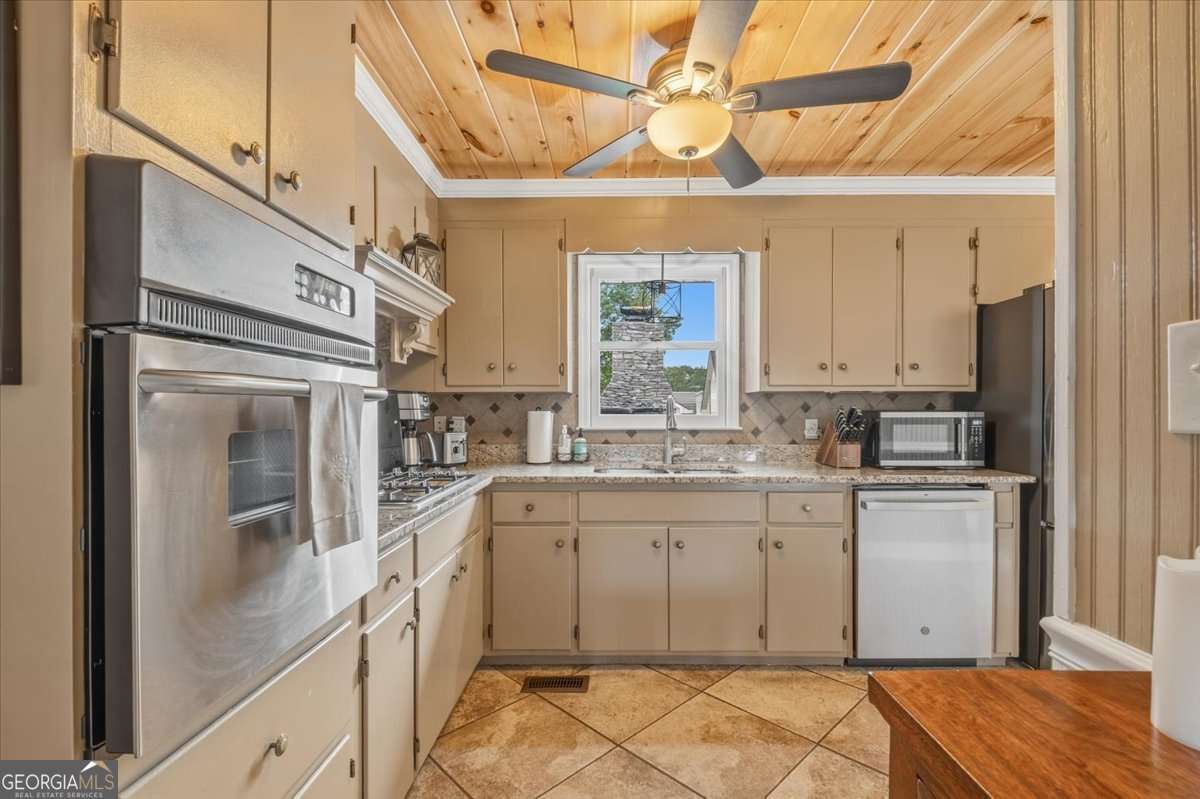 512 Cherokee Road Cedartown GA 30125