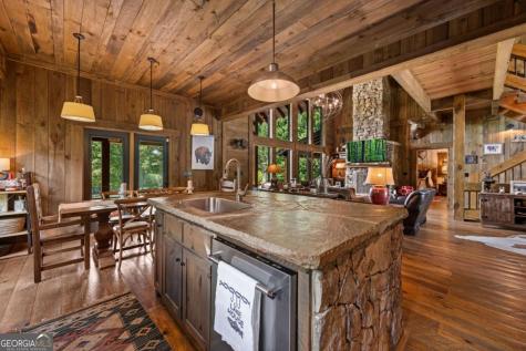 355 Old Camp Loop Morganton GA 30560