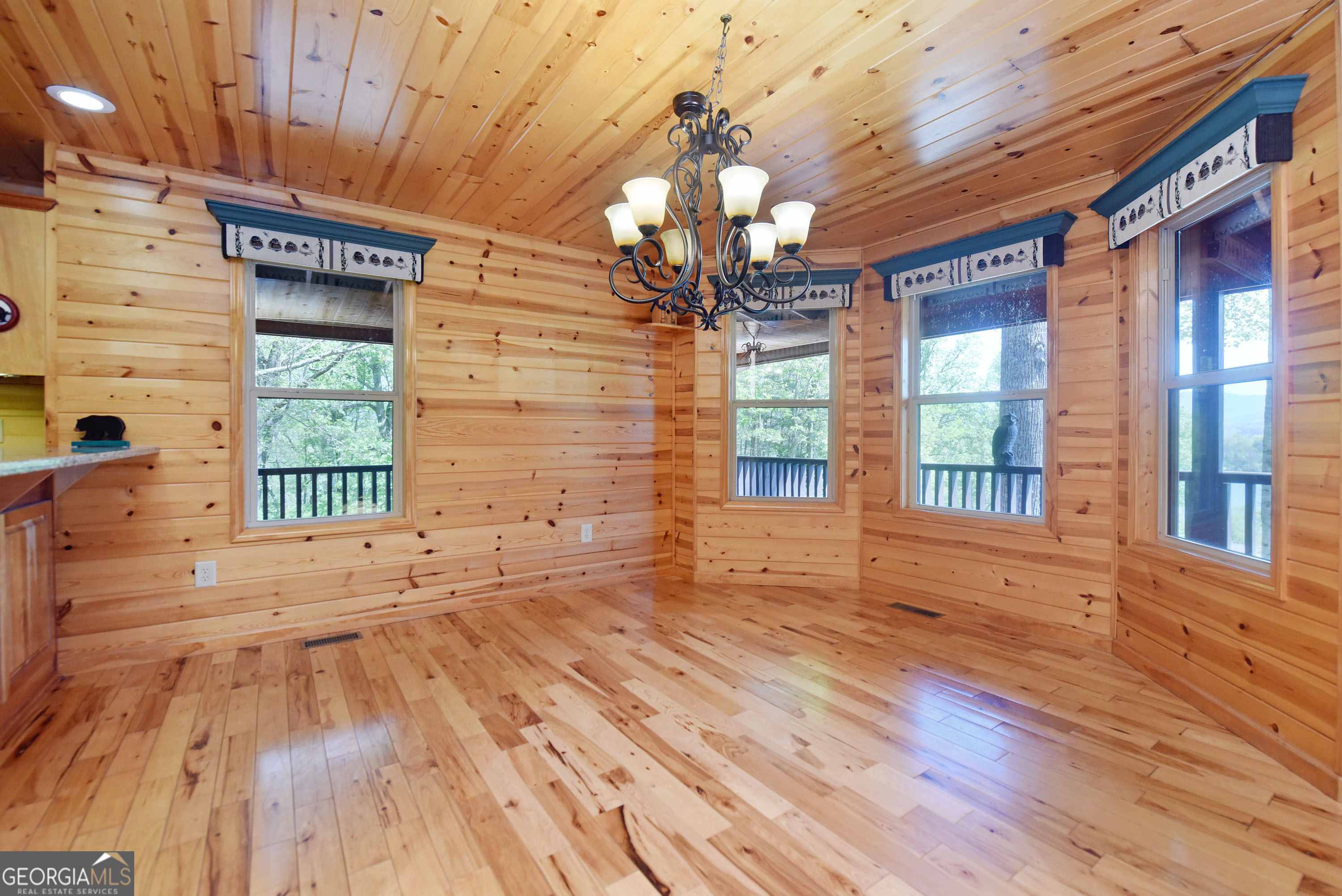 1929 Lakeview Summit Drive Young Harris GA 30582