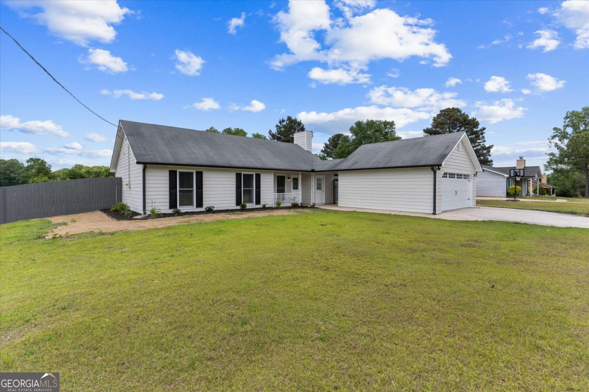 1587 Cronic Town Road Auburn GA 30011