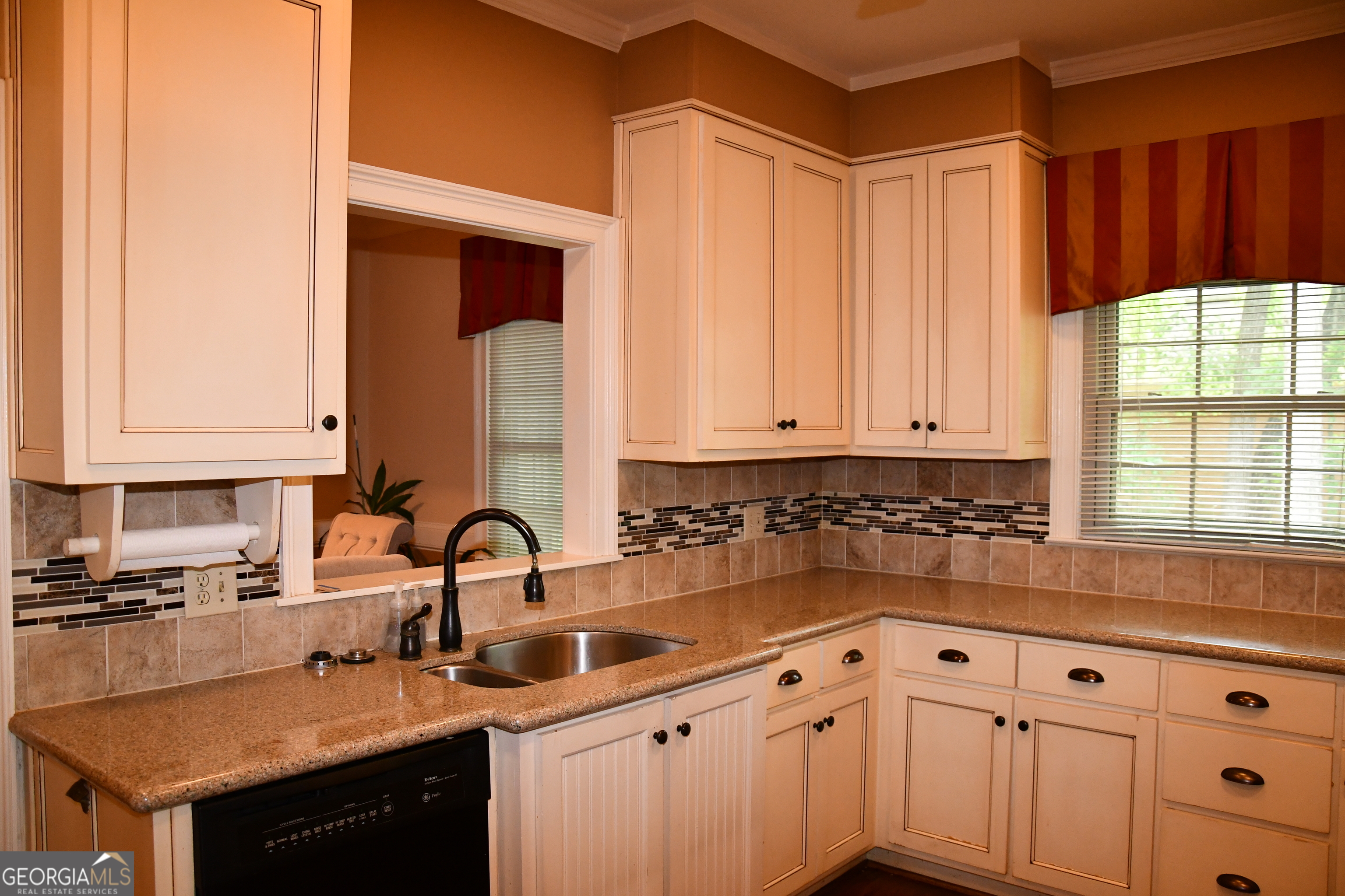 1180 Azalea Circle SE Conyers GA 30013