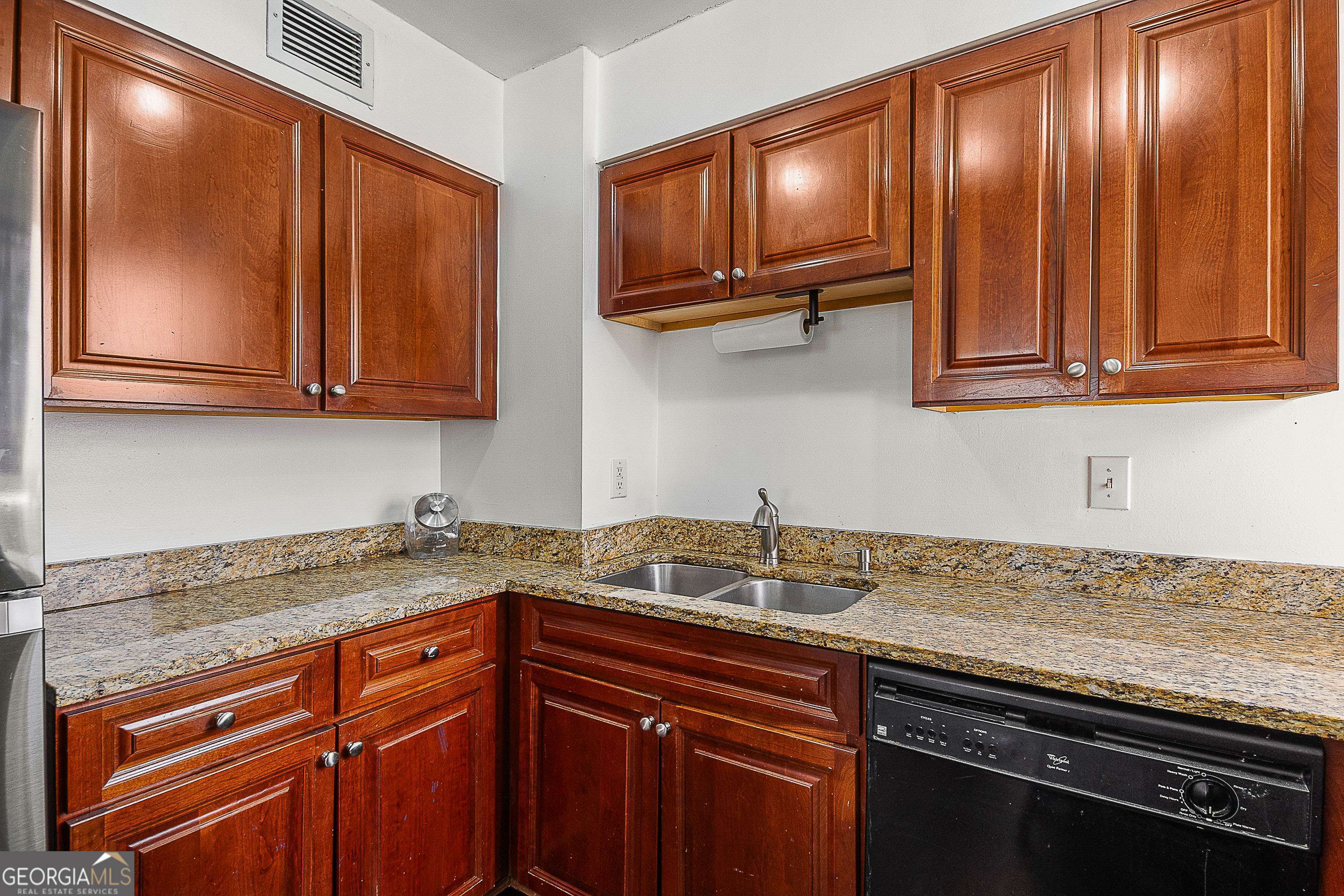 2479 Peachtree Road NE Atlanta GA 30305