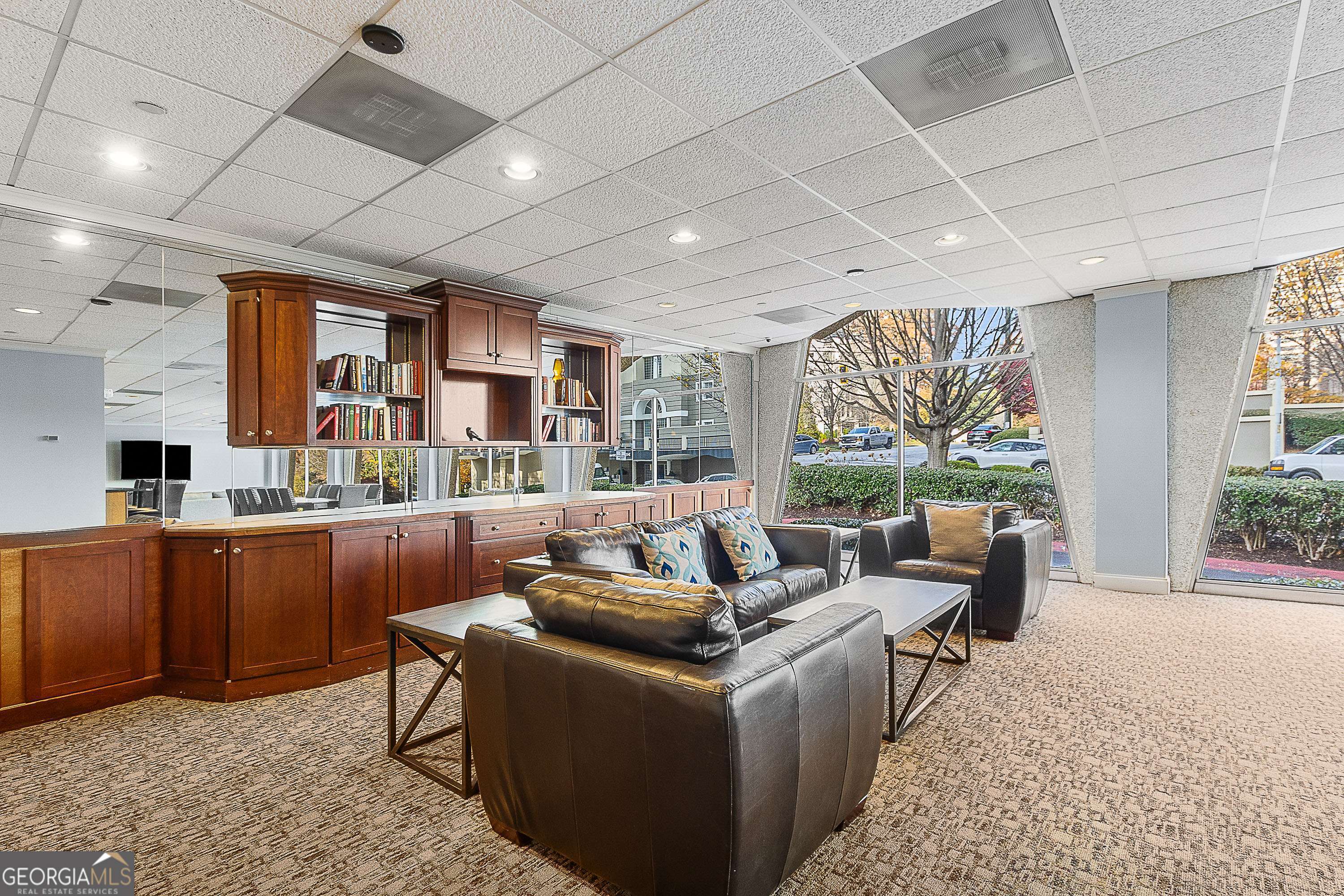 2479 Peachtree Road NE Atlanta GA 30305