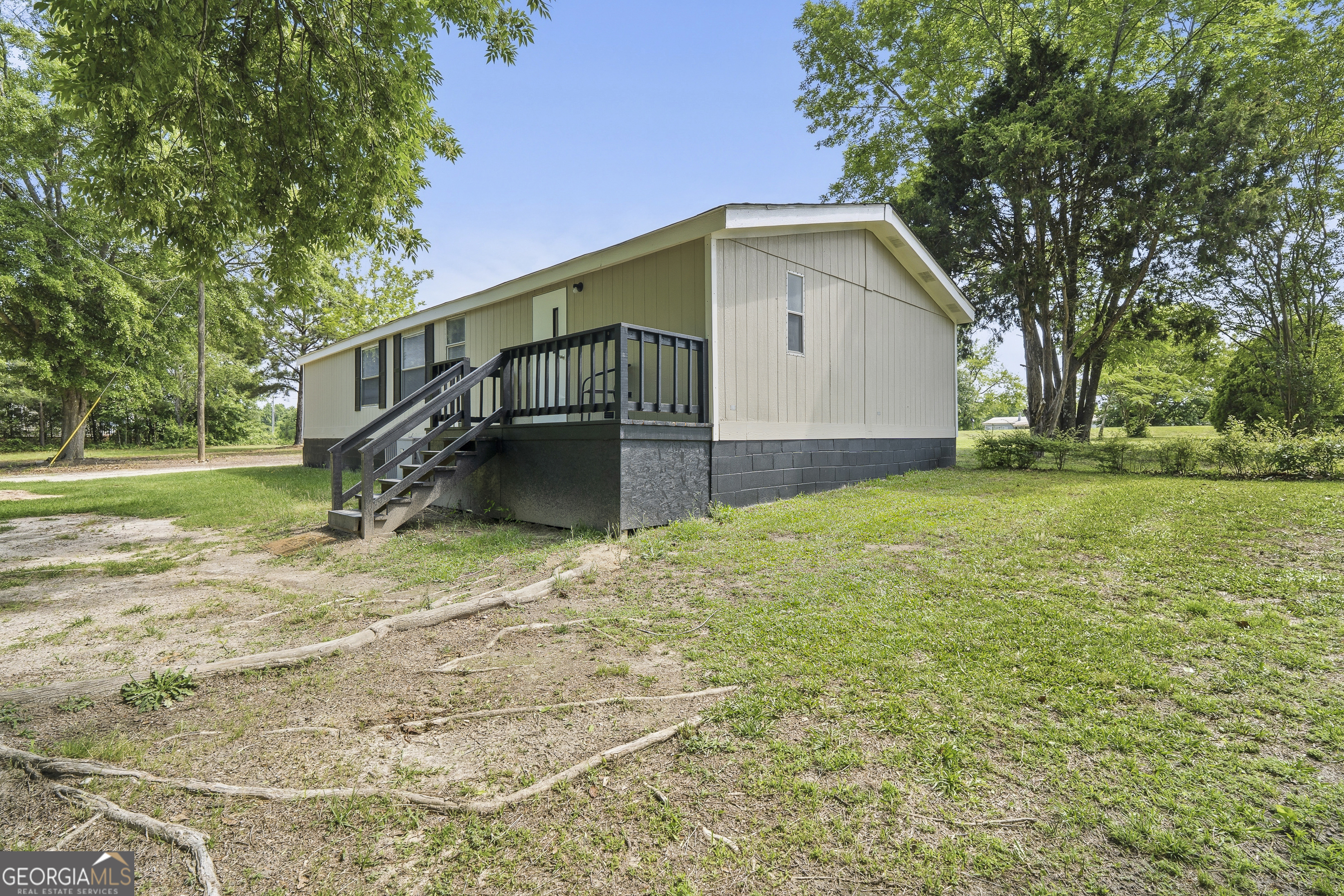 114 Lovers Lane NE Milledgeville GA 31061