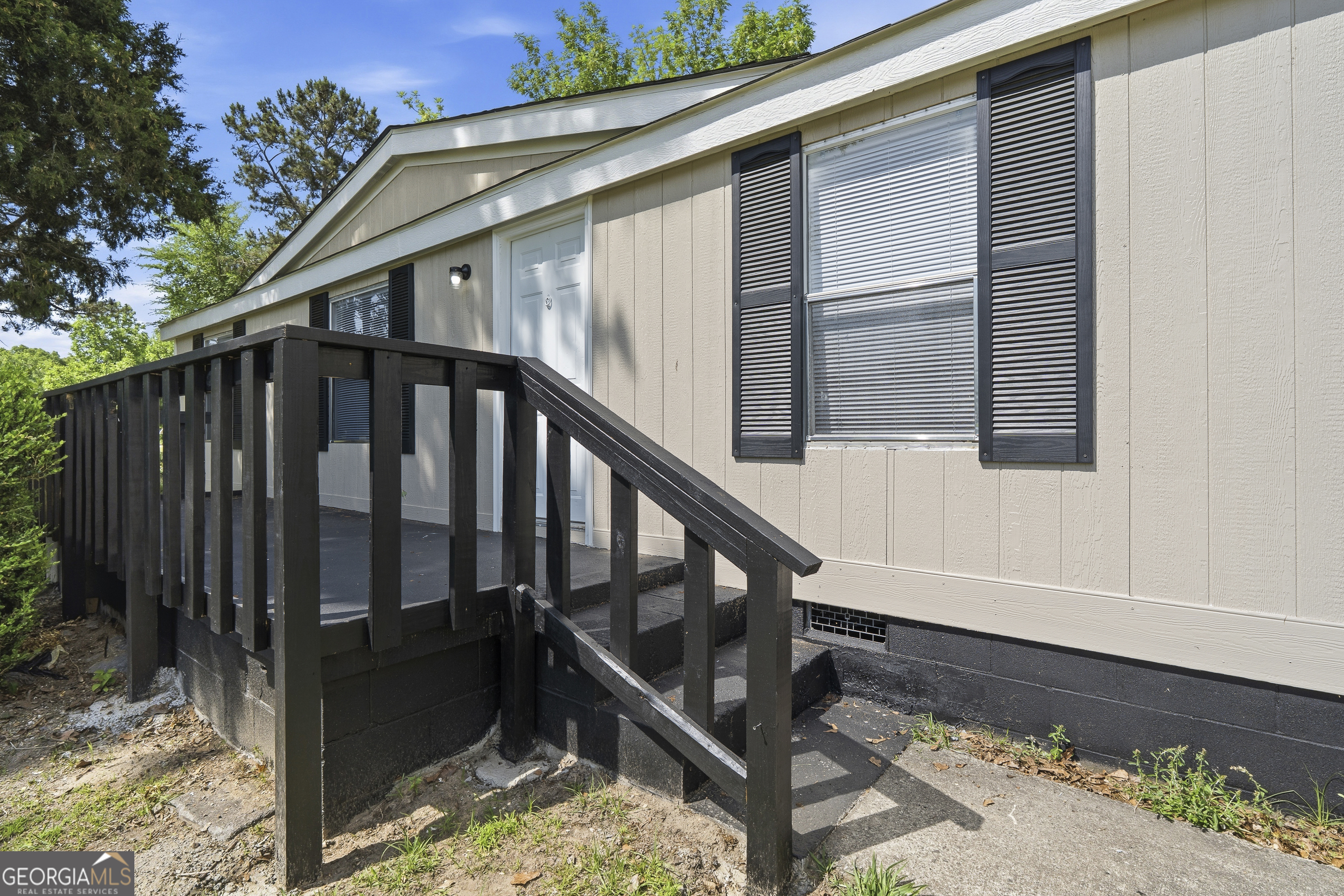 114 Lovers Lane NE Milledgeville GA 31061