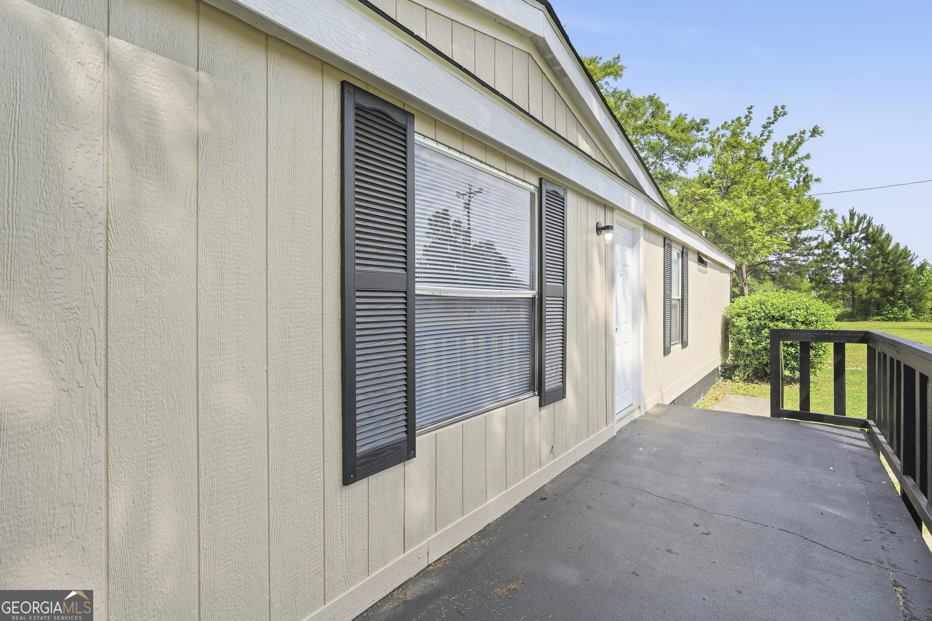 114 Lovers Lane NE Milledgeville GA 31061