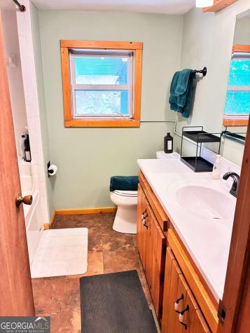 521 Sunnyside Road Hiawassee GA 30546