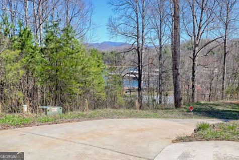 521 Sunnyside Road Hiawassee GA 30546