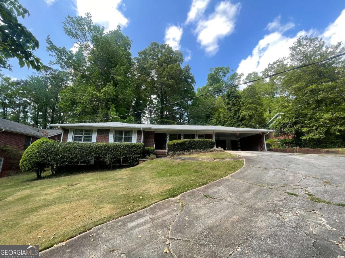 2779 Cascade Road SW Atlanta GA 30311
