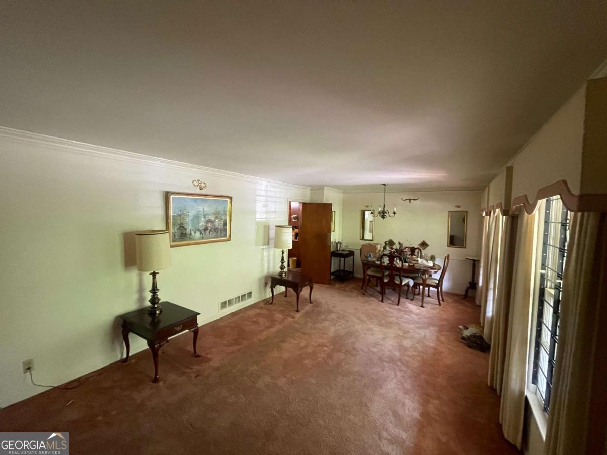 2779 Cascade Road SW Atlanta GA 30311