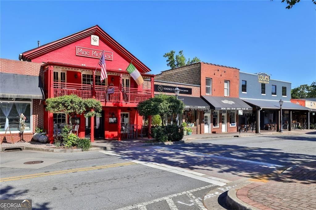 120 Green Oak Drive Roswell GA 30075
