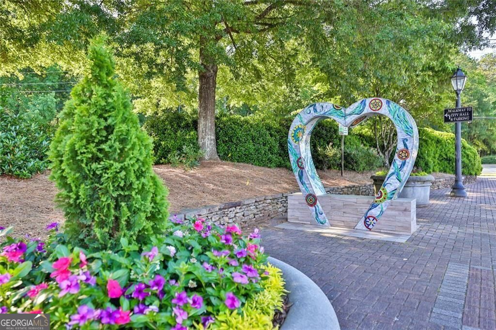 120 Green Oak Drive Roswell GA 30075