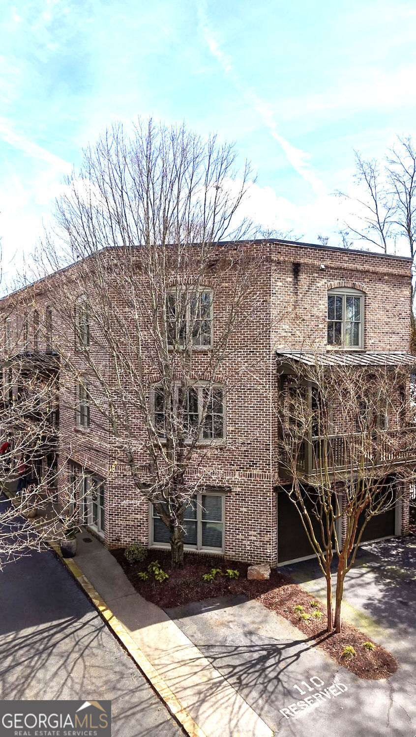 120 Green Oak Drive Roswell GA 30075