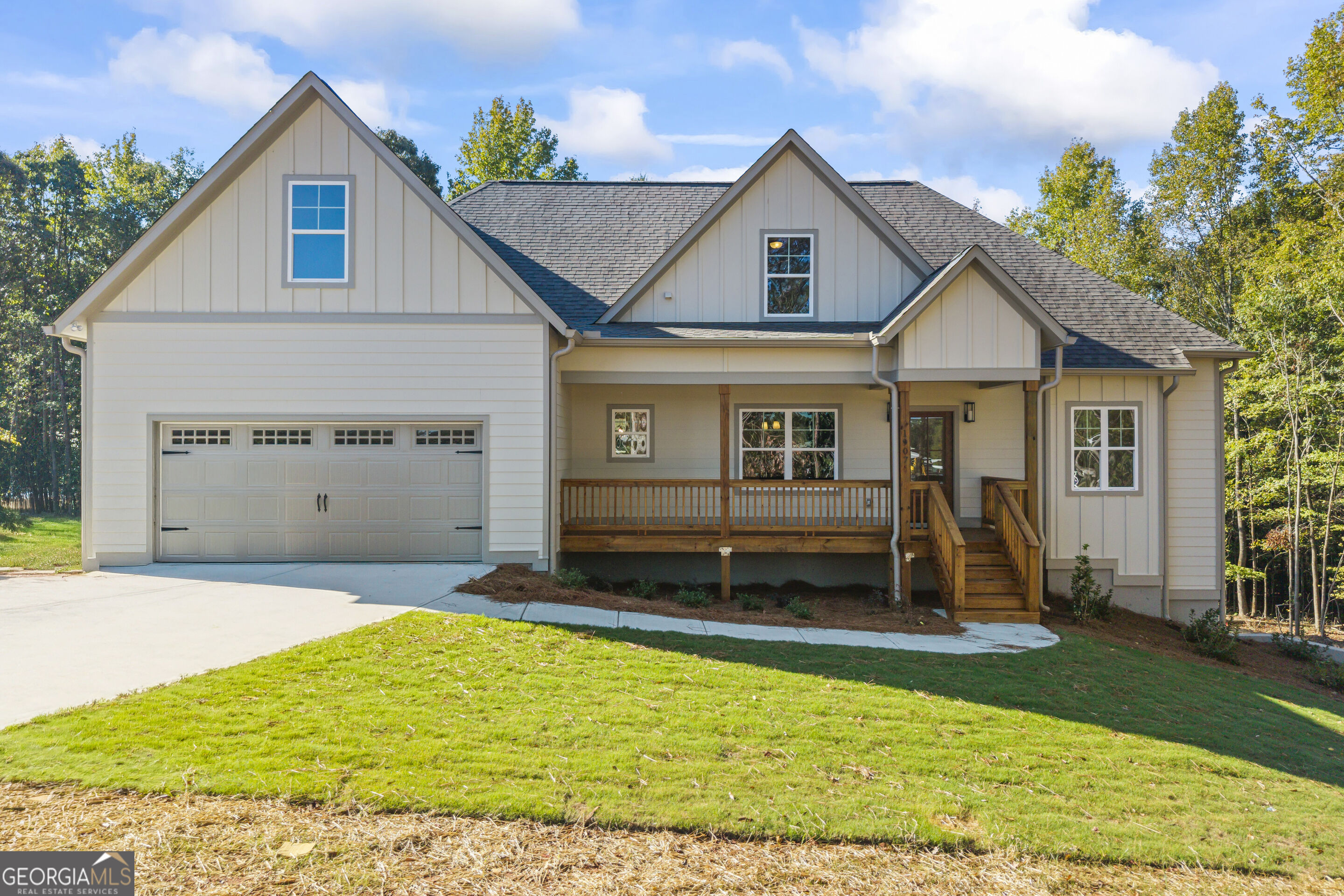 1907 Hoods Mill Road Commerce GA 30529