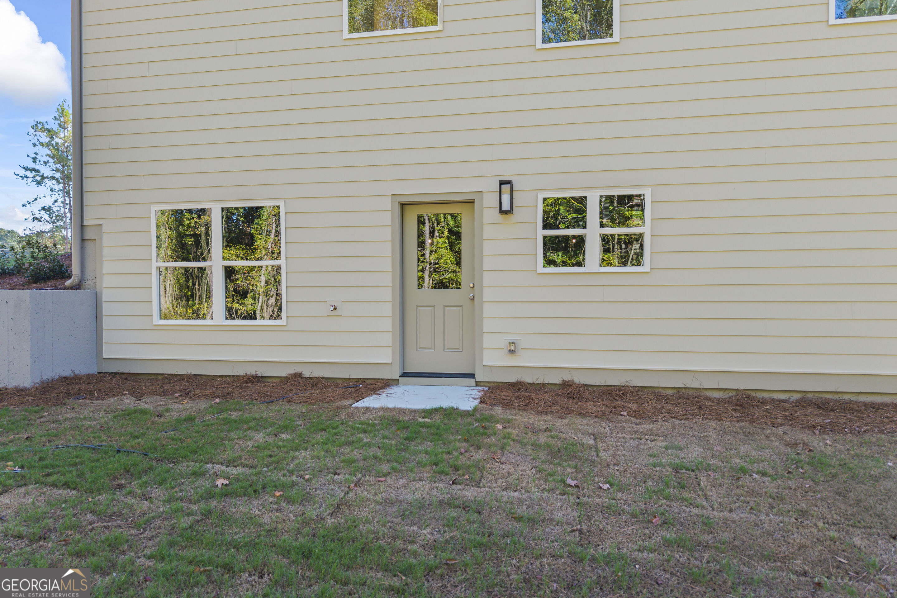 1907 Hoods Mill Road Commerce GA 30529