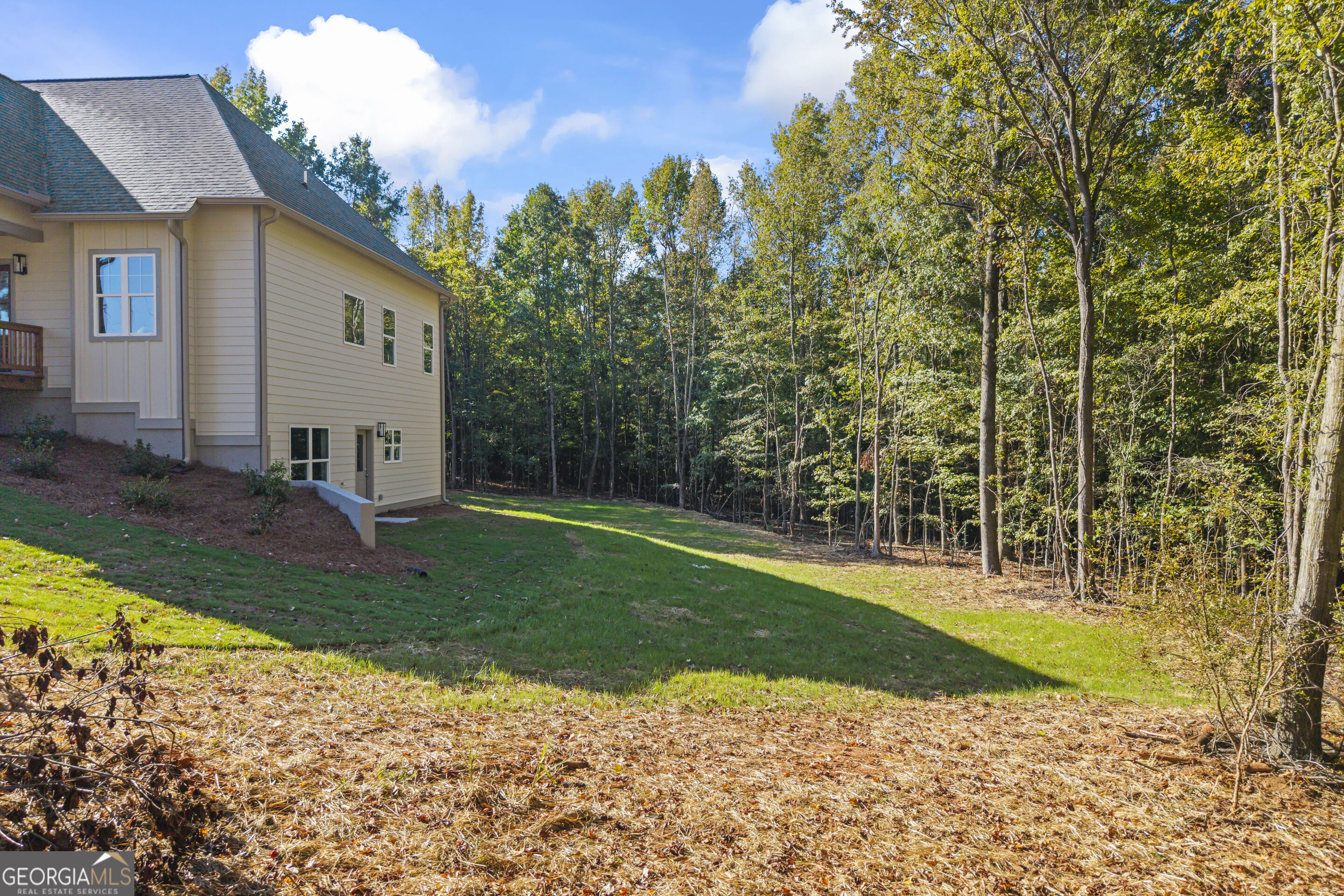 1907 Hoods Mill Road Commerce GA 30529