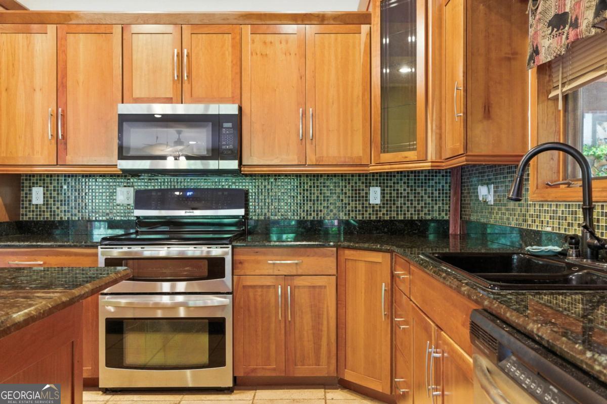 384 Mountain Laurel Drive Ellijay GA 30540