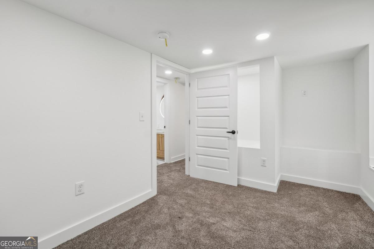 6337 Lakeview Drive Buford GA 30518