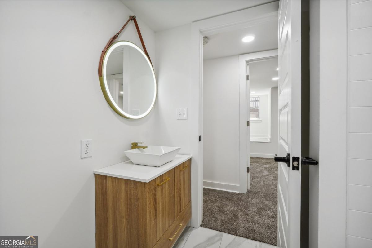 6337 Lakeview Drive Buford GA 30518