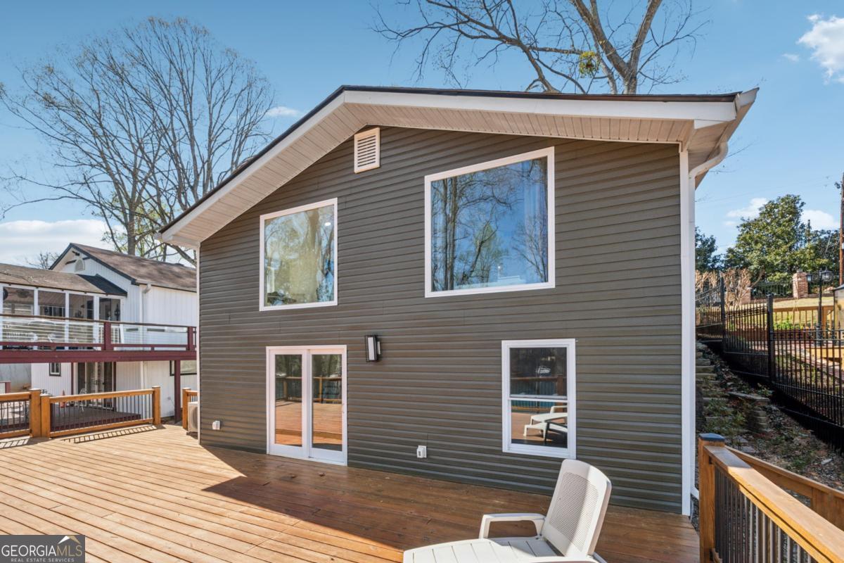 6337 Lakeview Drive Buford GA 30518