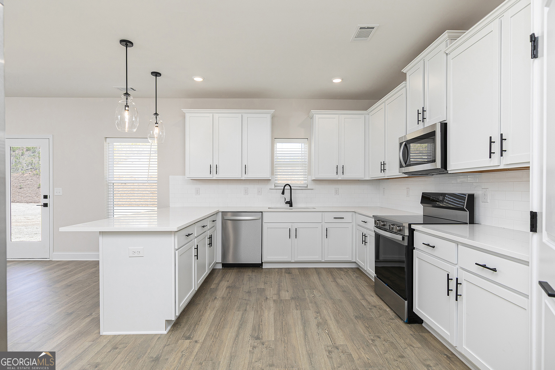 568 Cantrell Drive Dallas GA 30157