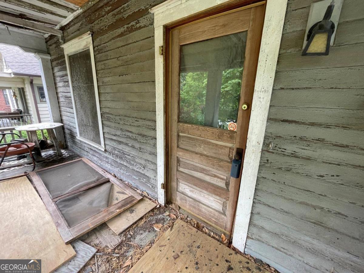 417 Clifton Road NE Atlanta GA 30307