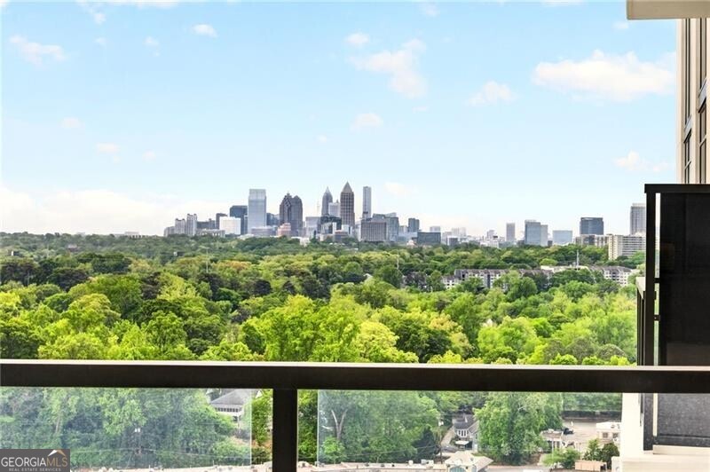 2425 Peachtree Road NE Atlanta GA 30305