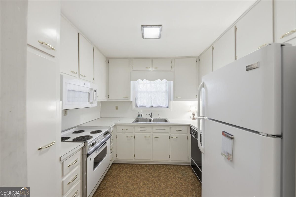 199 Lunie Drive Mableton GA 30126