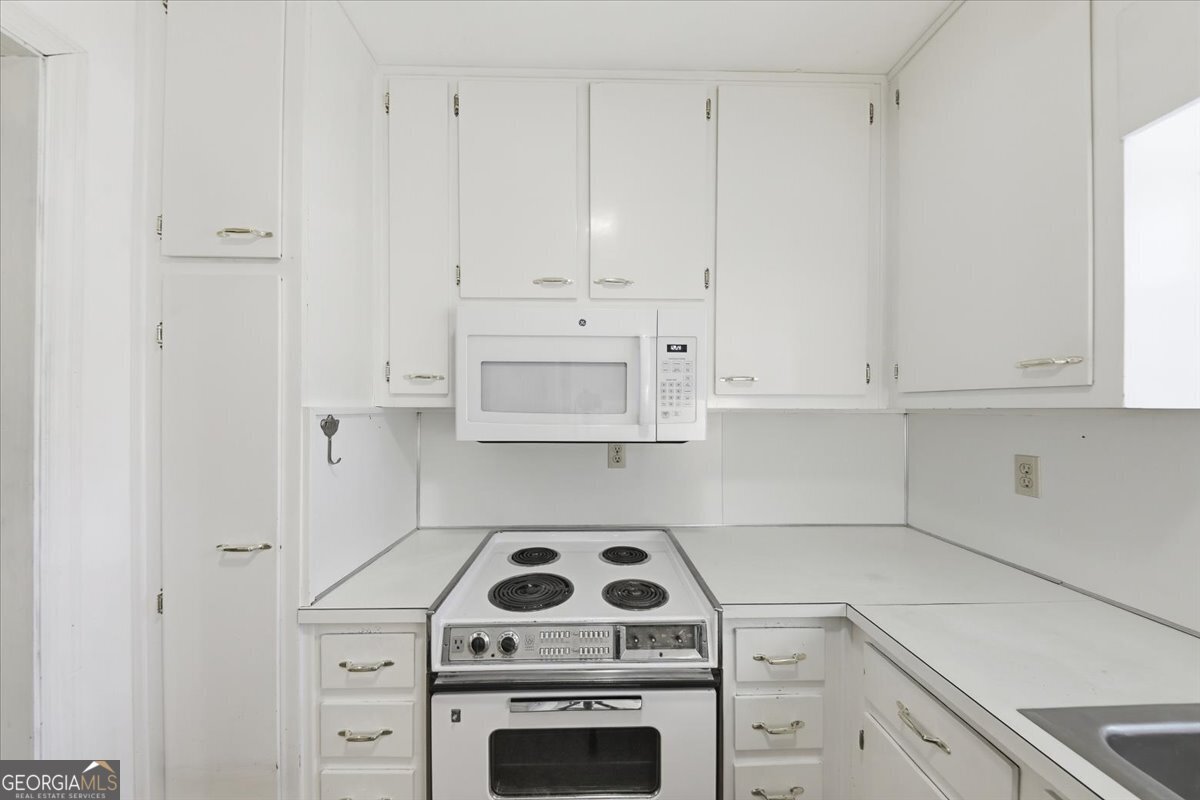 199 Lunie Drive Mableton GA 30126