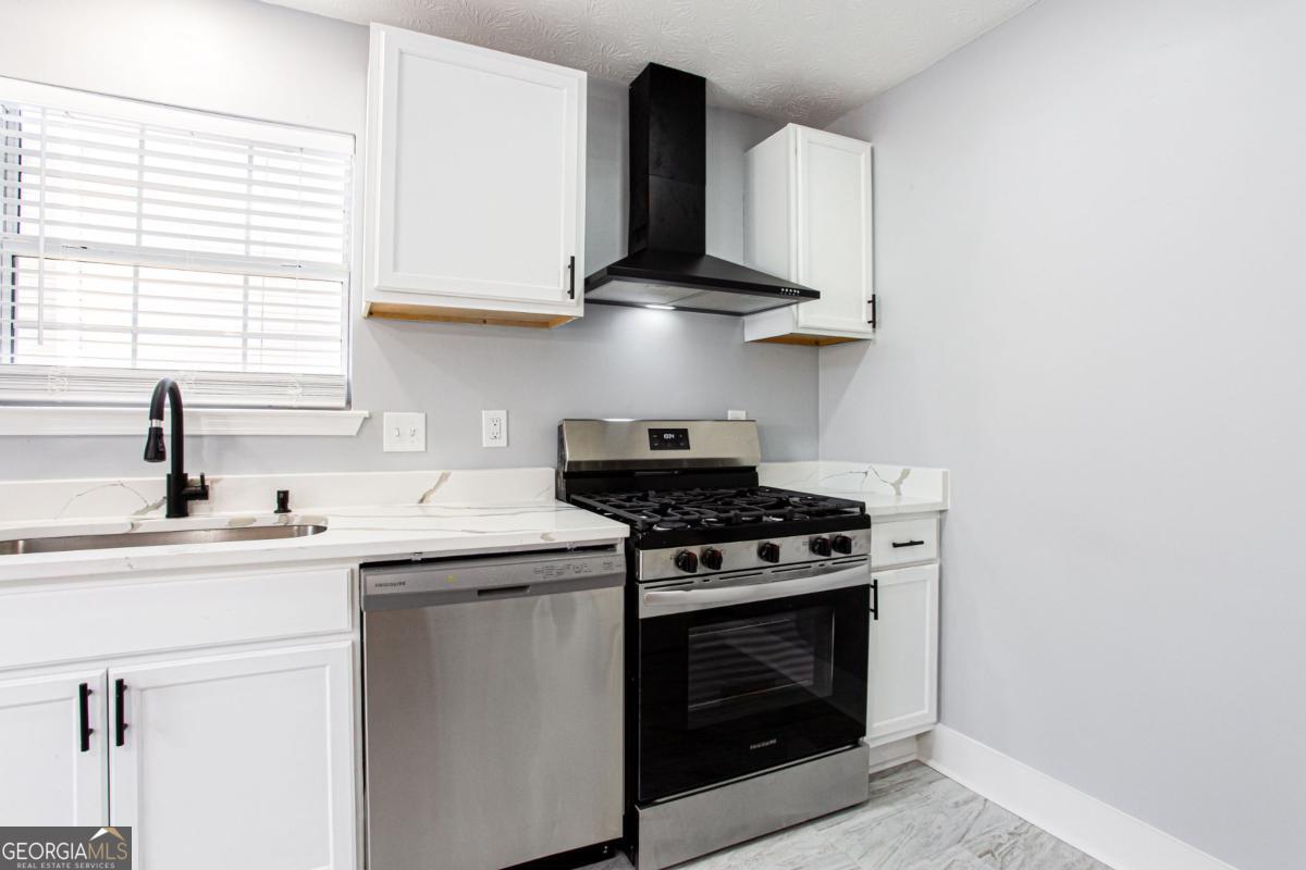 5440 Mayfair Crossing Drive Lithonia GA 30038