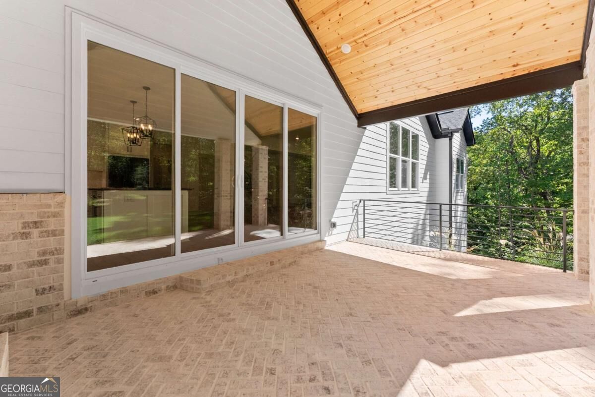 136 Lakeview Way Baldwin GA 30511