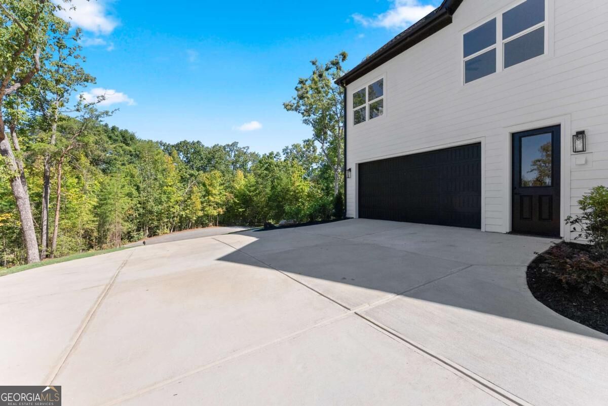 136 Lakeview Way Baldwin GA 30511