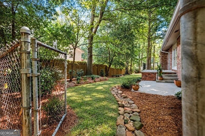 1595 Delia Drive Decatur GA 30033